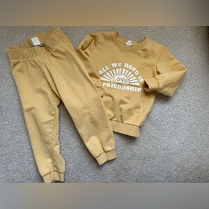 H&M Kids Yellow Joggers and Sweatshirt cotton Set size 3T